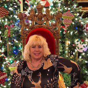 Meet your Posher, Gina